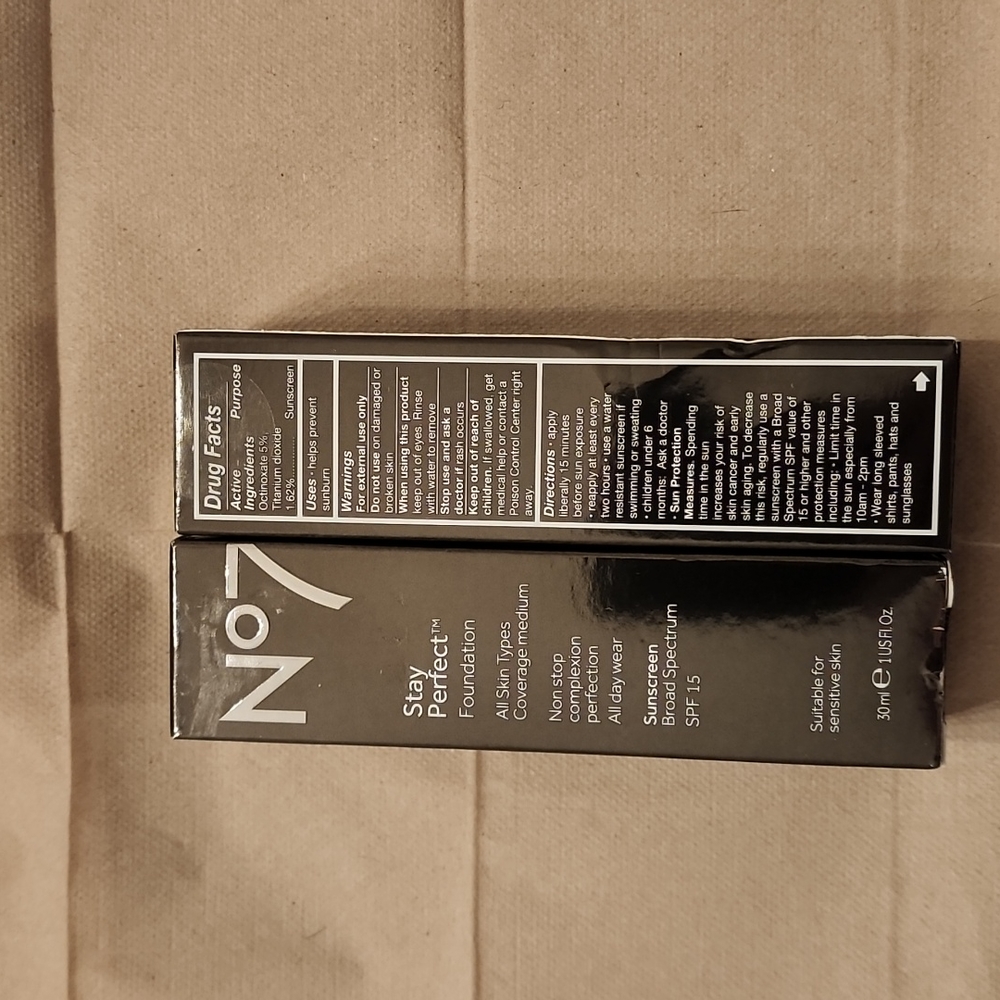 No 7 brand CHESTNUT foundation
